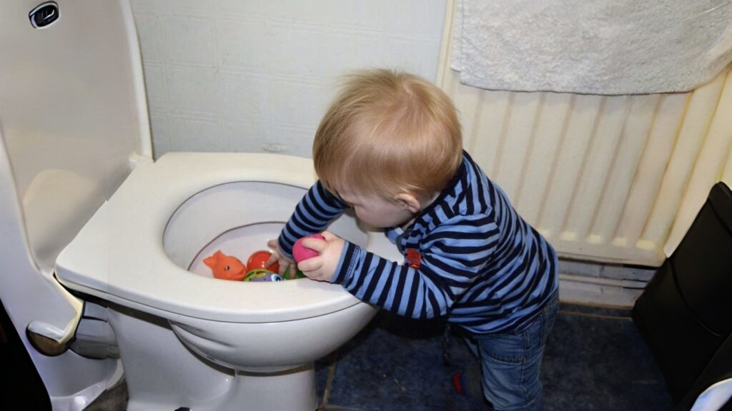 how to unclog a toilet without a plunger